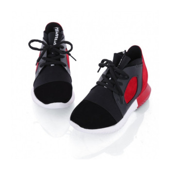 Sepatu Olahraga-red